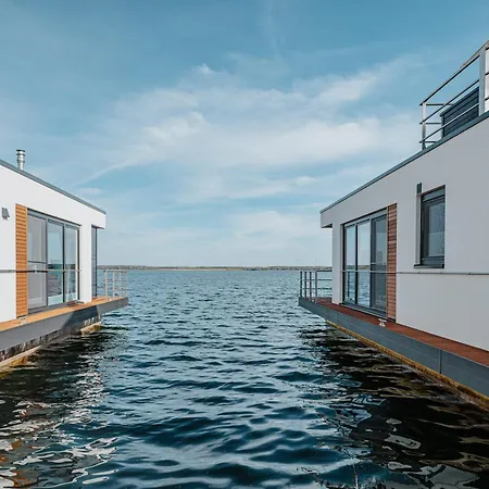 Floatinghouses Spreewald 펜션 베츠쇼우