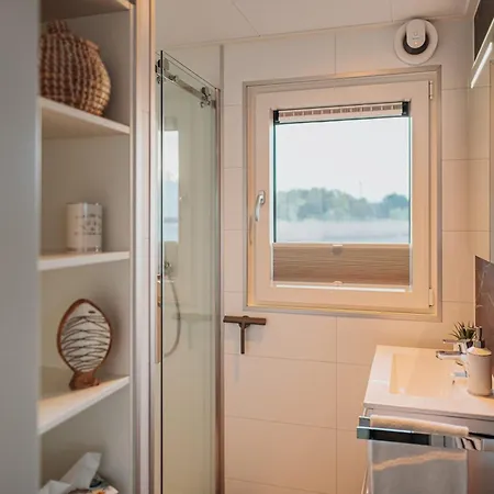 Floatinghouses Spreewald 펜션 *